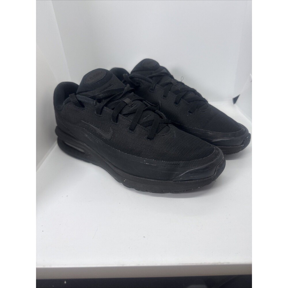 Men’s 11.5 Nike Air Max BIA Men's Athletic Gym Workout Running Sneakers